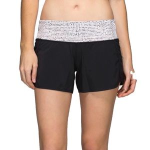 LULULEMON Run Times Shorts Black Speckle Dot